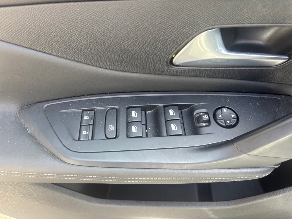 Occasion PEUGEOT 308 308 PureTech 130ch S&S EAT8 - Allure