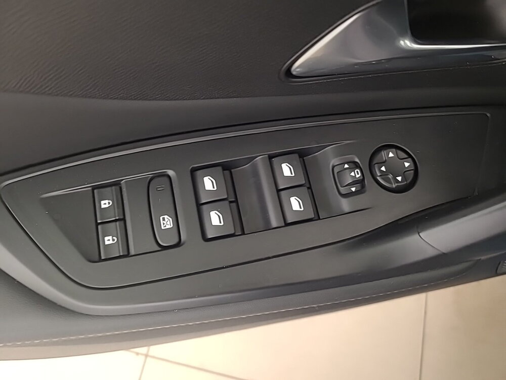 Occasion PEUGEOT 408 408 PureTech 130 ch S&S EAT8 - Allure