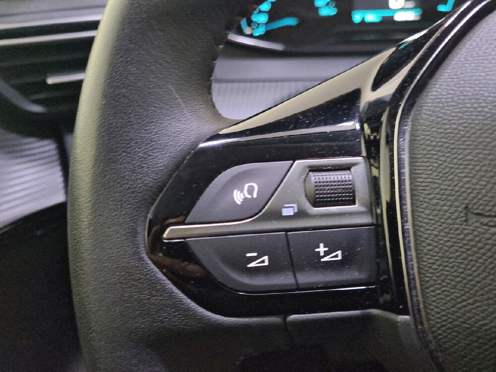 Occasion PEUGEOT 208 208 Electrique 50 kWh 136ch - Like