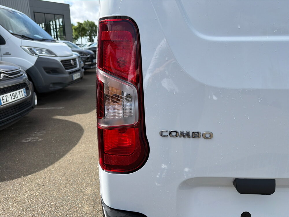 Occasion OPEL Combo COMBO CARGO M DIESEL 100 CH MANUELLE