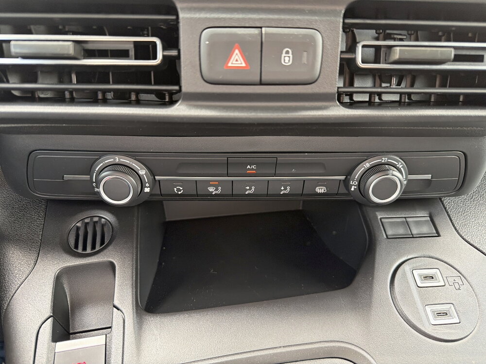 Occasion OPEL Combo COMBO CARGO M DIESEL 100 CH MANUELLE