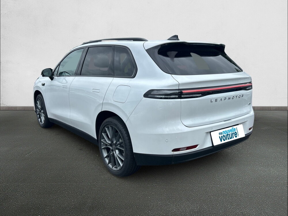Occasion LEAPMOTOR C10 C10 REEV 28.4 kWh - 158 kW - Design