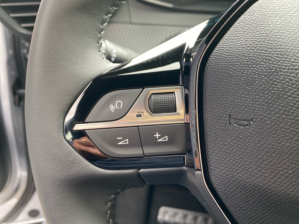 Occasion PEUGEOT 2008 2008 Hybrid 110 e-DCS6 - Edition