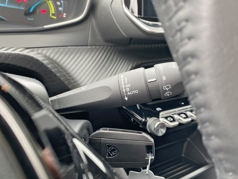 Occasion PEUGEOT 2008 2008 Hybrid 110 e-DCS6 - Edition