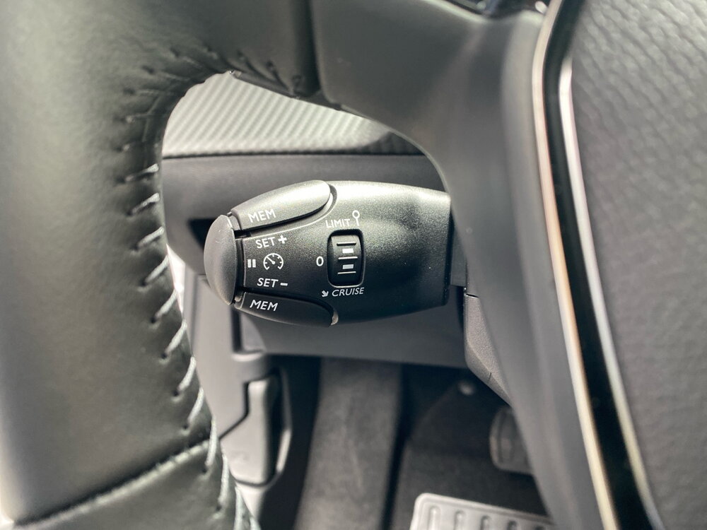 Occasion PEUGEOT 2008 2008 Hybrid 110 e-DCS6 - Edition
