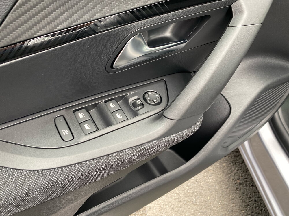 Occasion PEUGEOT 2008 2008 Hybrid 110 e-DCS6 - Edition
