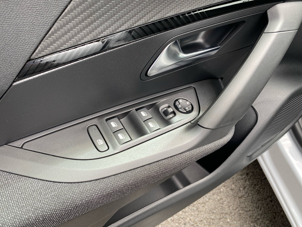 Occasion PEUGEOT 2008 2008 Hybrid 110 e-DCS6 - Edition