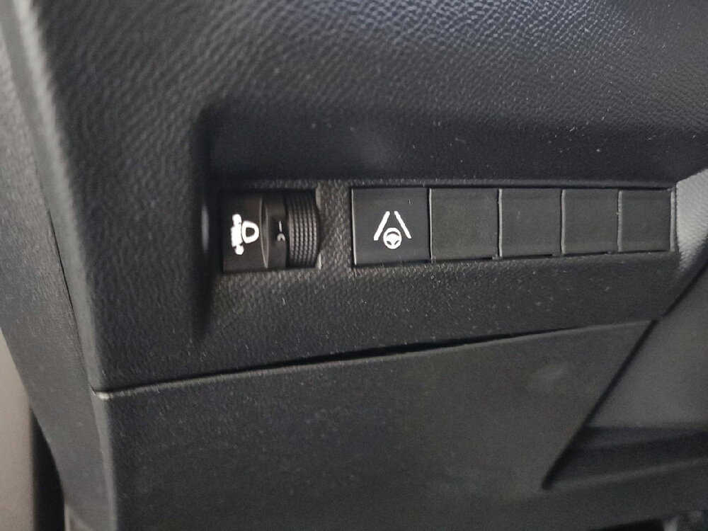 Occasion PEUGEOT 2008 2008 Hybrid 136 e-DCS6 - Allure