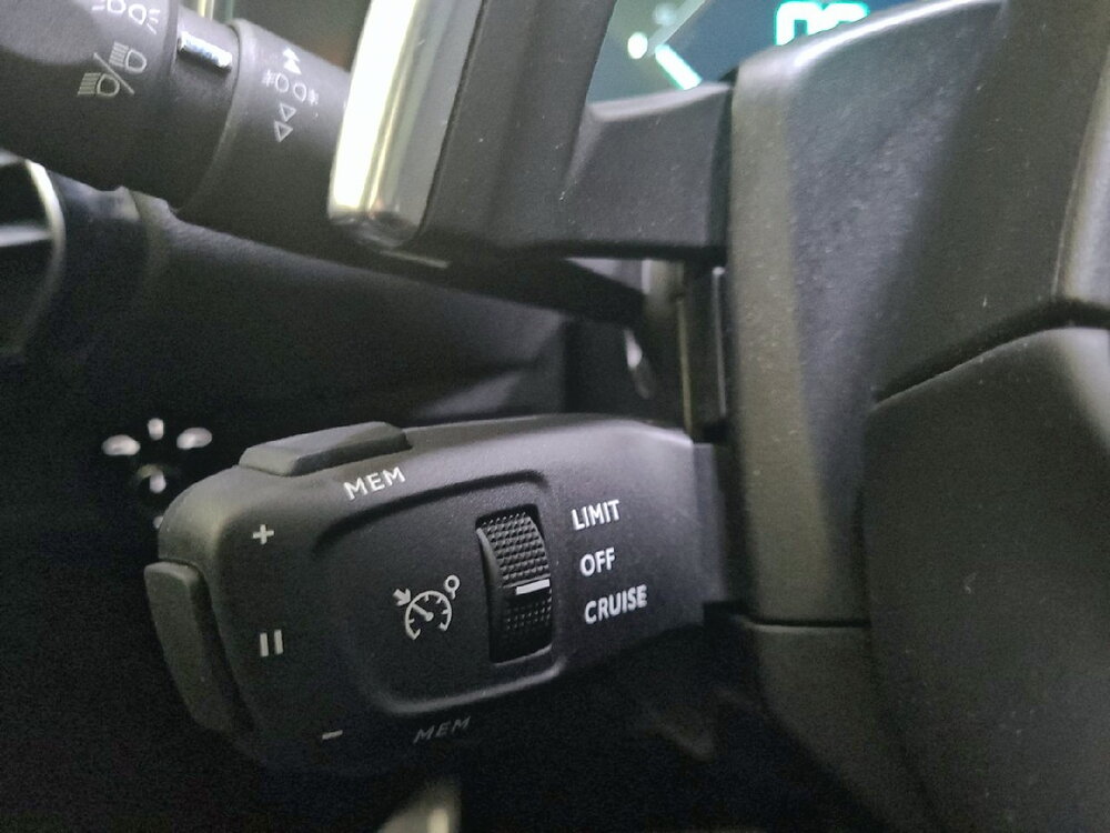 Occasion DS DS 7 Crossback DS7 Crossback Hybride E-Tense 300 EAT8 4x4 - Rivoli