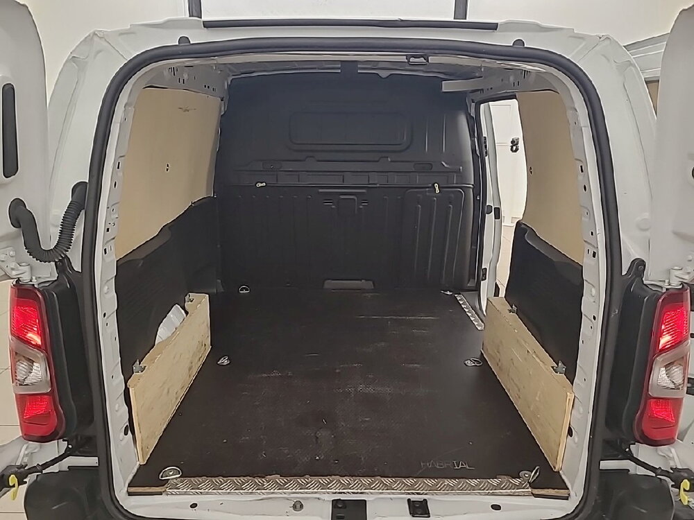 Occasion PEUGEOT Partner PARTNER FOURGON STANDARD 650 KG BLUEHDI 130 S&S EAT8 - ASPHALT