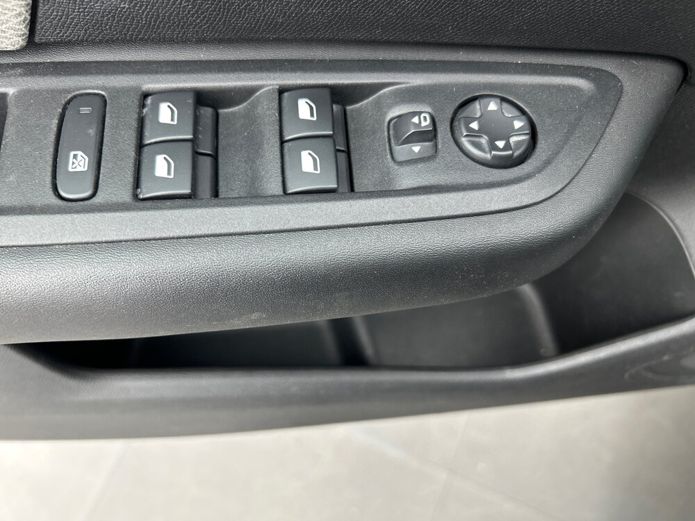 Occasion CITROEN C4 C4 PureTech 130 S&S EAT8 - Shine