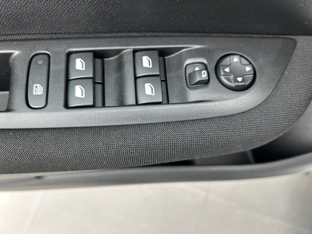 Occasion PEUGEOT 208 208 100 S&S BVM6 - ACTIVE