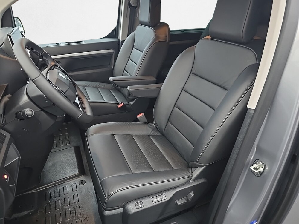 Occasion PEUGEOT Expert EXPERT CA FIXE M DIESEL 180 CH AUTOMATIQUE - TECH EDITION