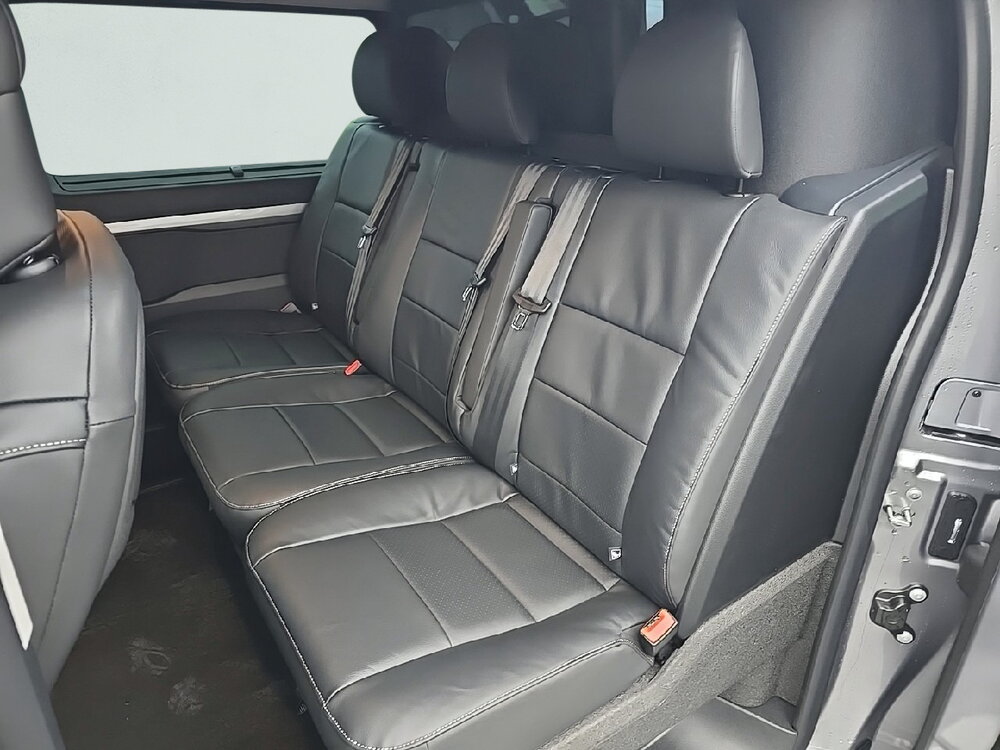 Occasion PEUGEOT Expert EXPERT CA FIXE M DIESEL 180 CH AUTOMATIQUE - TECH EDITION