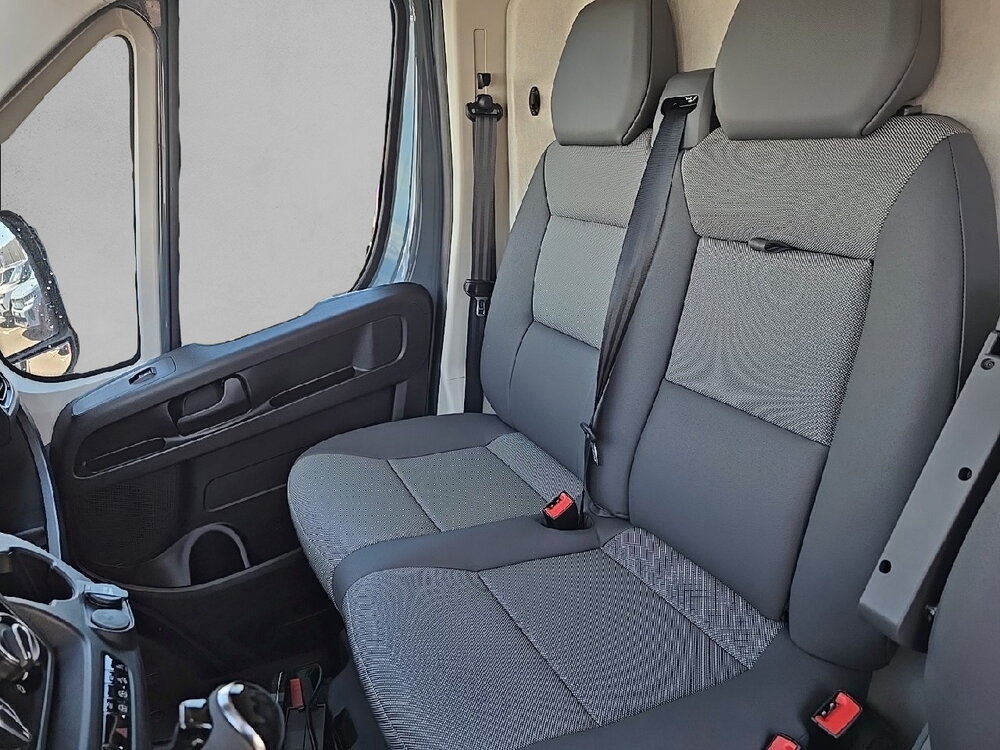 Occasion PEUGEOT Boxer BOXER FGN TOLE 3.5 T L2H2 140 S&S BVA8