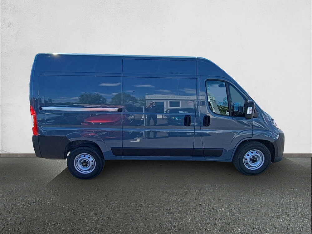 Occasion PEUGEOT Boxer BOXER FGN TOLE 3.5 T L2H2 140 S&S BVA8