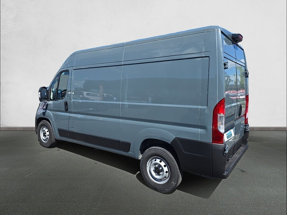 Occasion PEUGEOT Boxer BOXER FGN TOLE 3.5 T L2H2 140 S&S BVA8