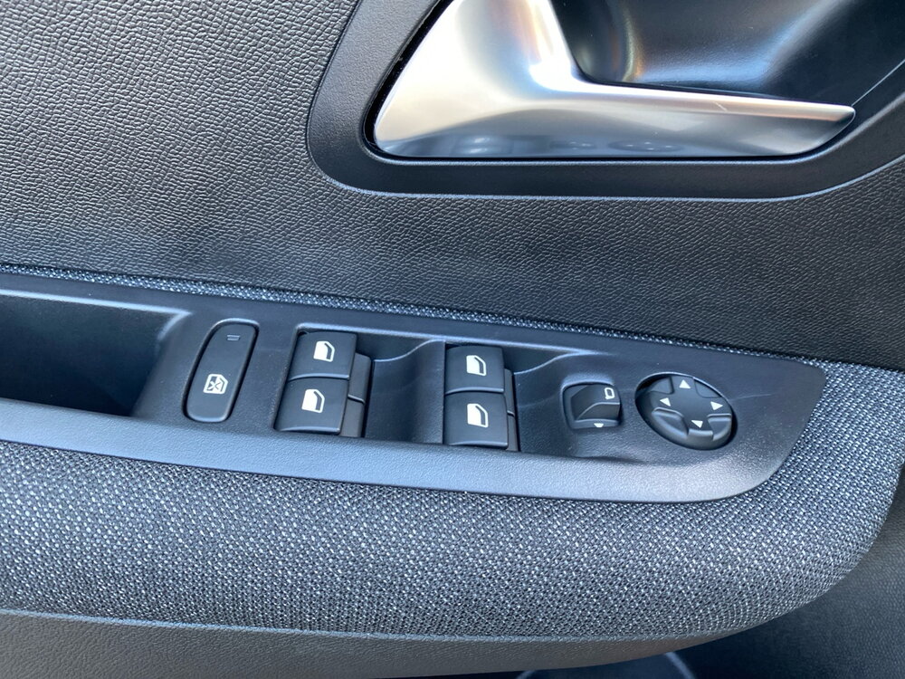 Occasion PEUGEOT 208 208 100 S&S BVM6 - Style