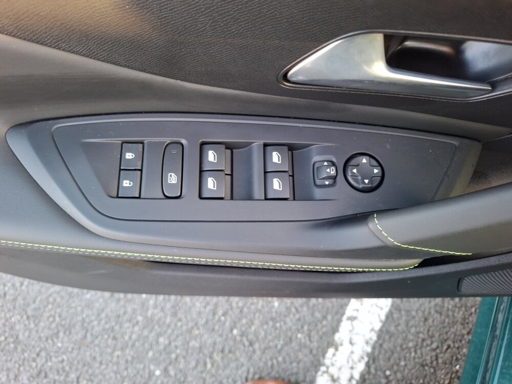 Occasion PEUGEOT 308 308 Hybrid 145 e-DCS6 - GT Exclusive