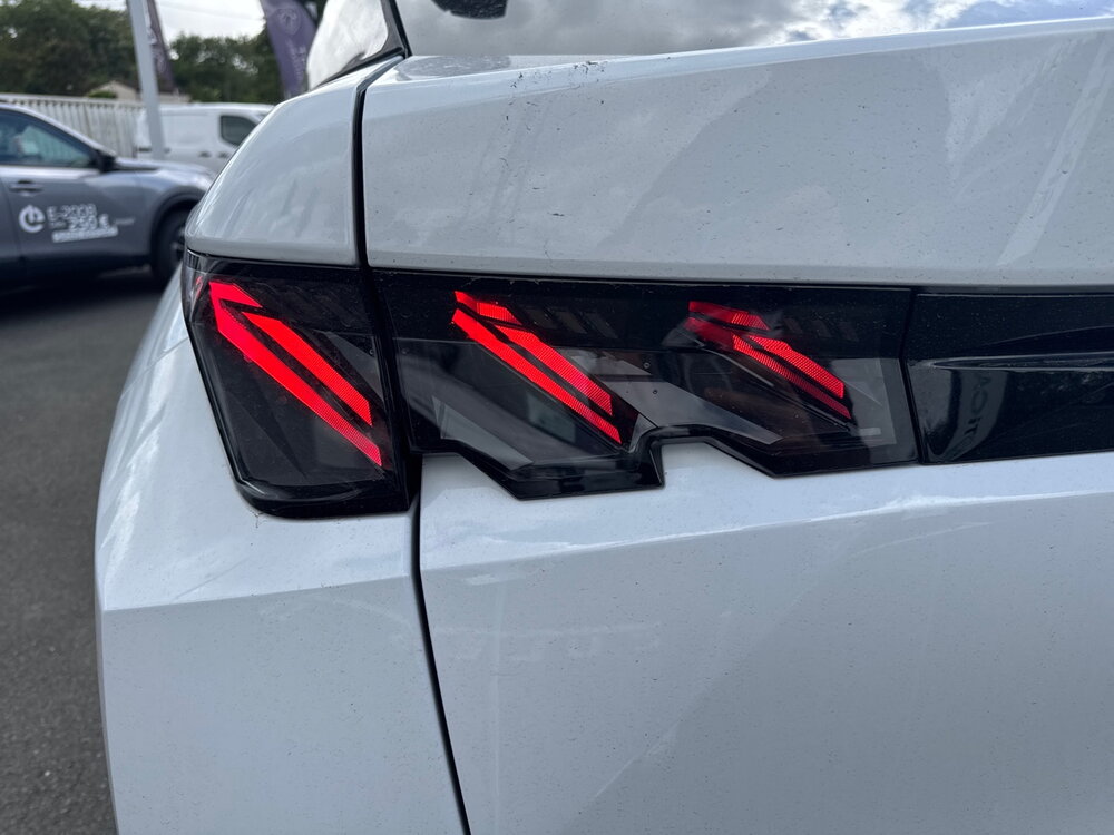 Occasion PEUGEOT 3008 3008 Hybrid 145 e-DCS6 - GT