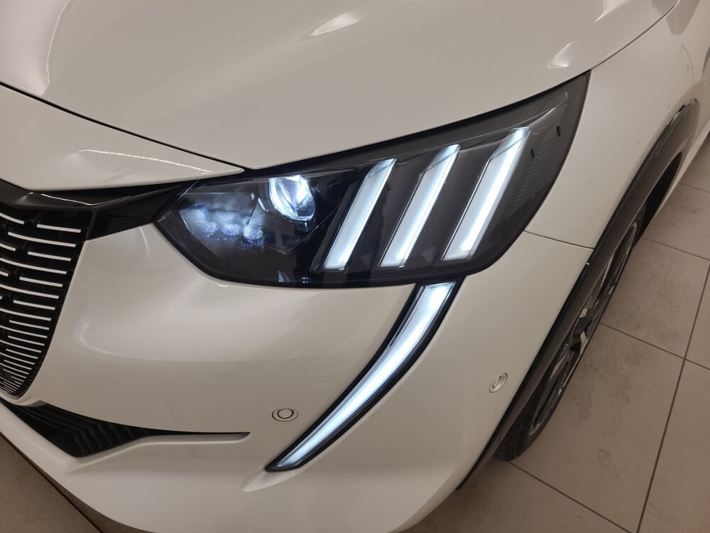 Occasion PEUGEOT 208 208 Electrique 50 kWh 136ch - GT