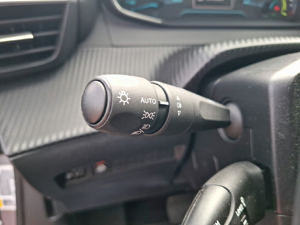 Occasion PEUGEOT 2008 2008 Electrique 136 ch - Active