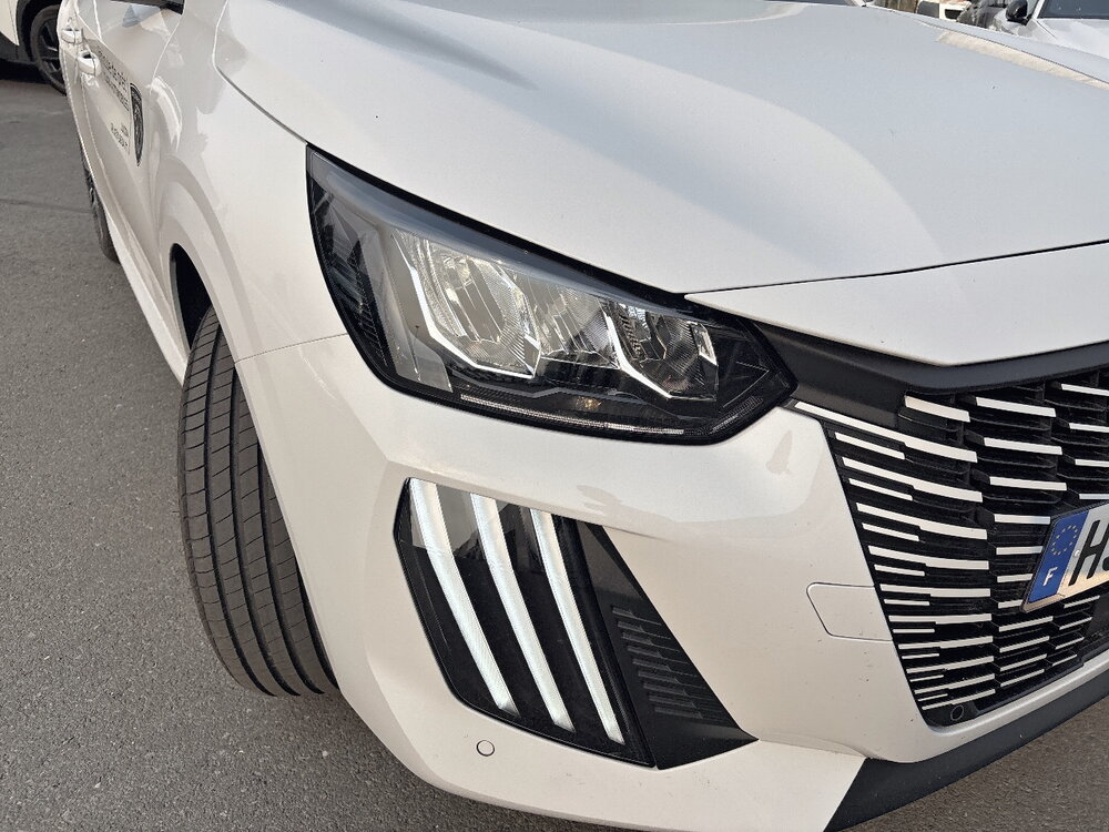 Occasion PEUGEOT 208 208 Hybrid 110 ch e-DCS6 - EDITION