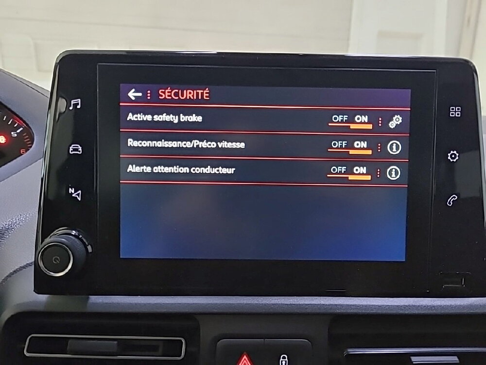 Occasion PEUGEOT Rifter Rifter Standard BlueHDi 100 S&S BVM5 - Allure