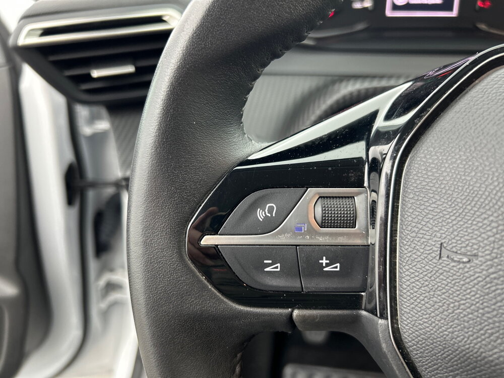 Occasion PEUGEOT 208 208 PureTech 100 S&S BVM6 - Active