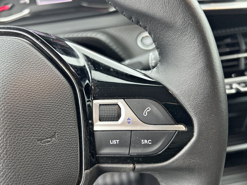 Occasion PEUGEOT 208 208 PureTech 100 S&S BVM6 - Active