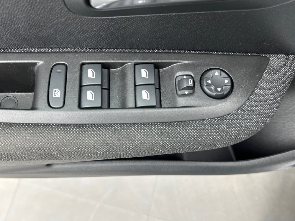 Occasion PEUGEOT 208 208 PureTech 100 S&S BVM6 - Active