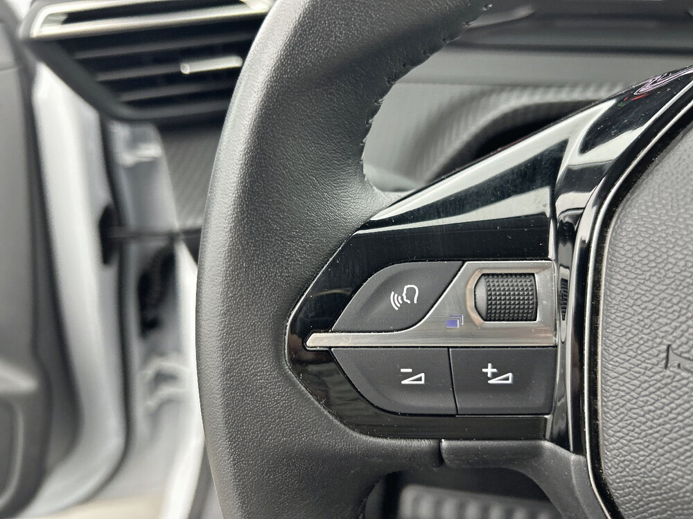 Occasion PEUGEOT 208 208 PureTech 100 S&S BVM6 - Active