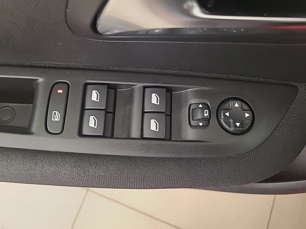 Occasion PEUGEOT 208 208 PureTech 100 S&S BVM6 - Active