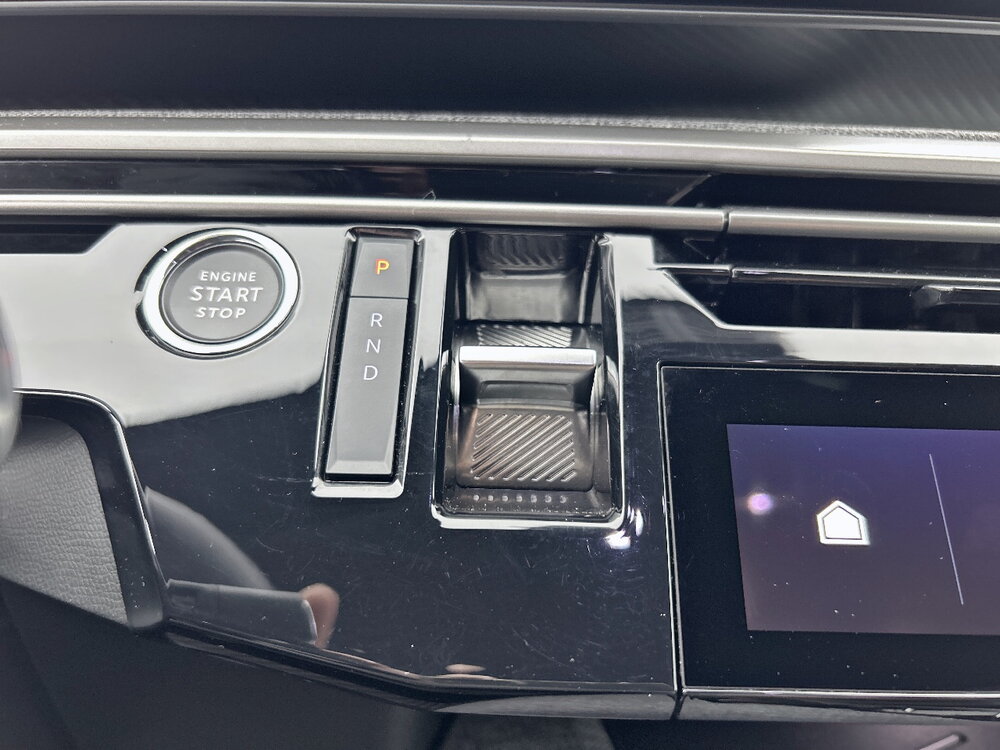 Occasion PEUGEOT 3008 3008 Electrique 210 ch 73 kWh - Allure