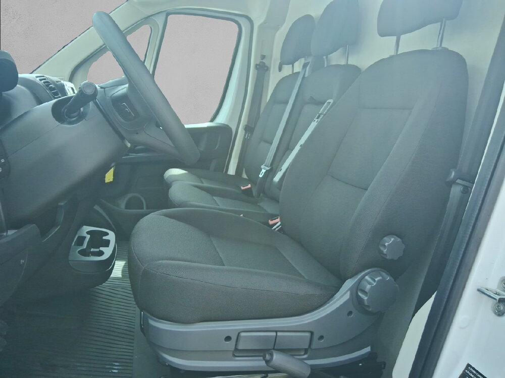 Occasion PEUGEOT Boxer BOXER FGN 3.0 T L2H1 120 S&S BVM6