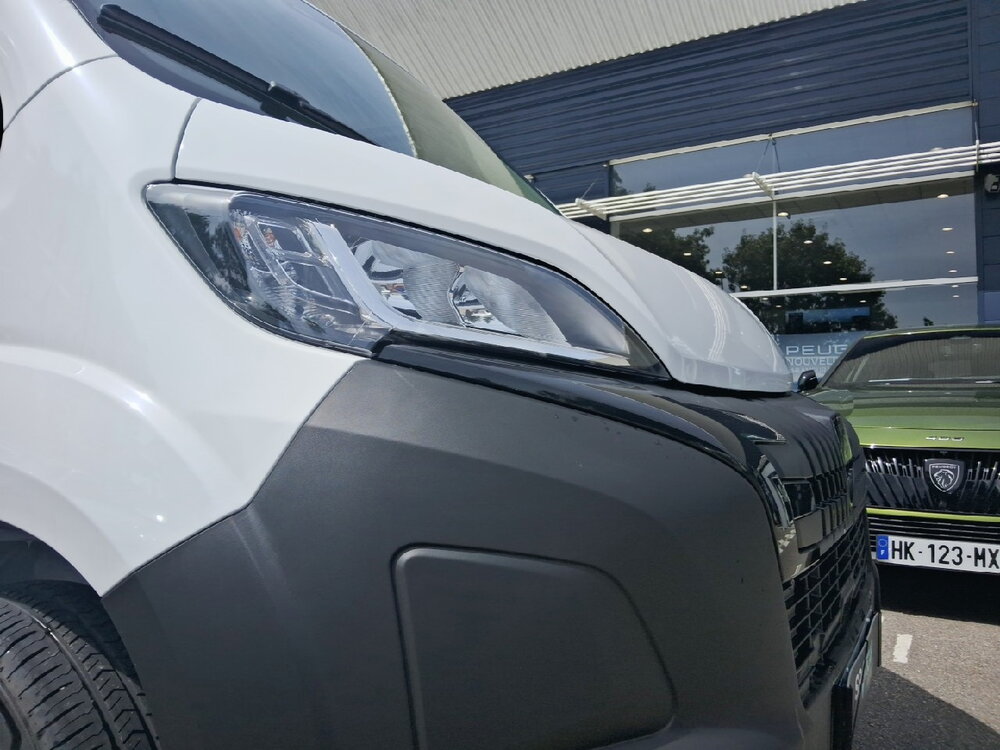 Occasion PEUGEOT Boxer BOXER FGN 3.0 T L2H1 120 S&S BVM6