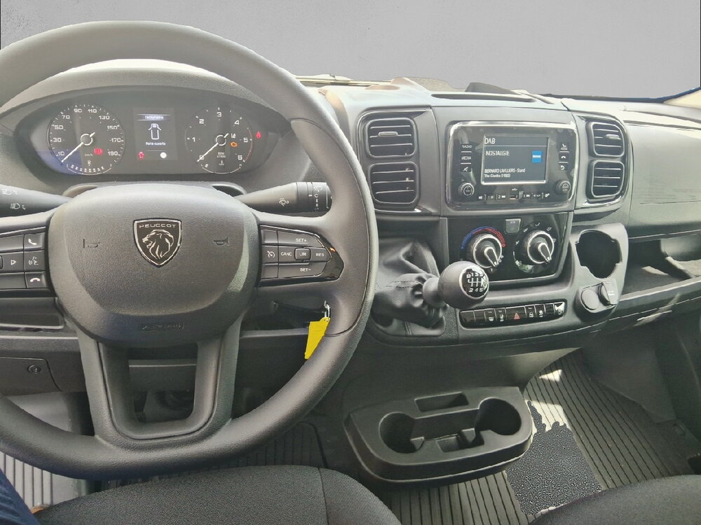 Occasion PEUGEOT Boxer BOXER FGN 3.0 T L2H1 120 S&S BVM6