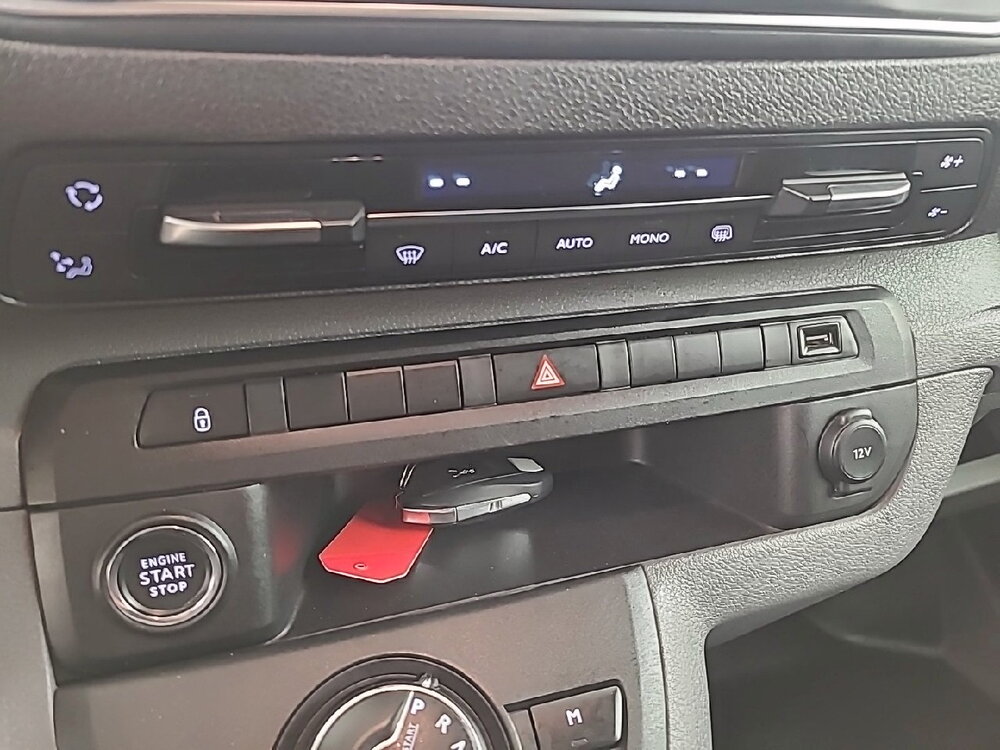 Occasion PEUGEOT Expert EXPERT CA STANDARD BLUEHDI 180 S&S EAT8 - FIXE PREMIUM