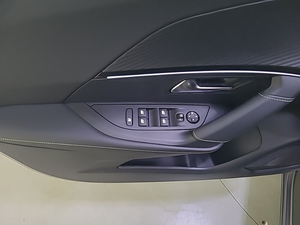 Occasion PEUGEOT 2008 2008 PureTech 130 S&S EAT8 - GT