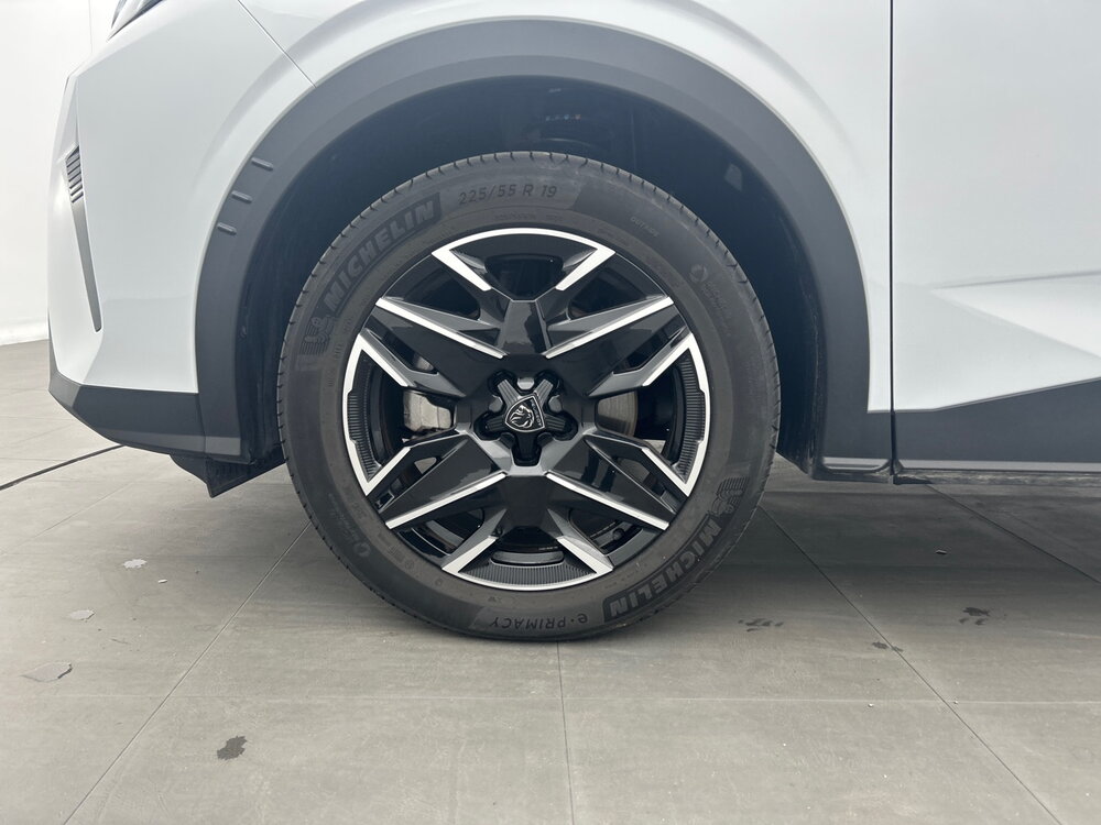 Occasion PEUGEOT 5008 5008 Hybrid 145 ch e-DCS6 - Allure