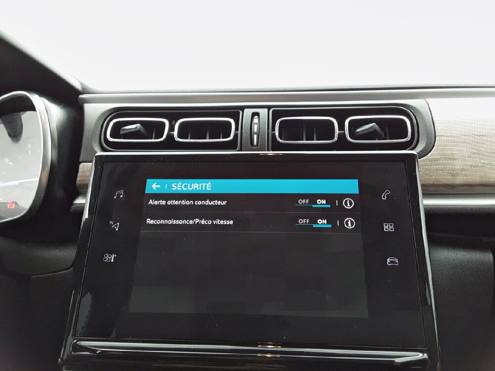 Occasion CITROEN C3 C3 PureTech 110 S&S EAT6 - Shine