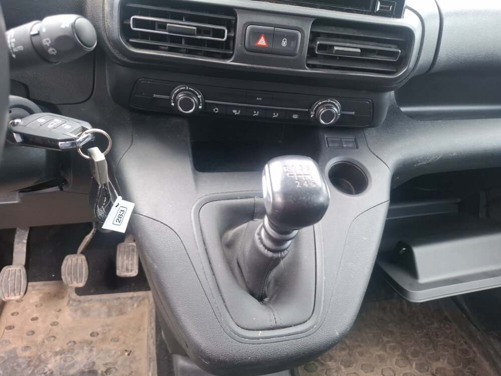Occasion PEUGEOT Partner PARTNER FOURGON M 950 KG BLUEHDI 100 S&S BVM6