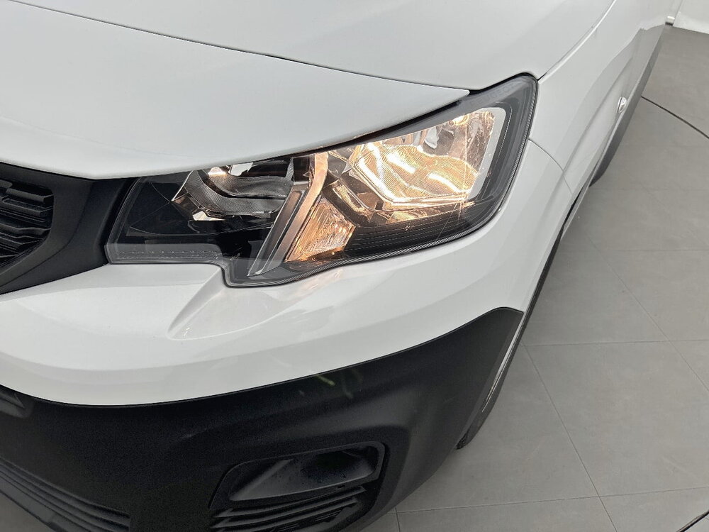 Occasion PEUGEOT Partner PARTNER FOURGON M 950 KG BLUEHDI 100 S&S BVM6