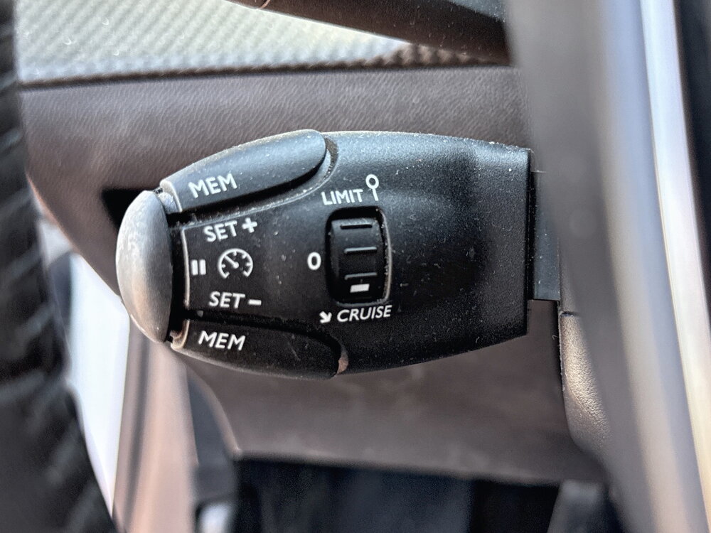 Occasion PEUGEOT 208 208 PureTech 100 S&S BVM6 - Active