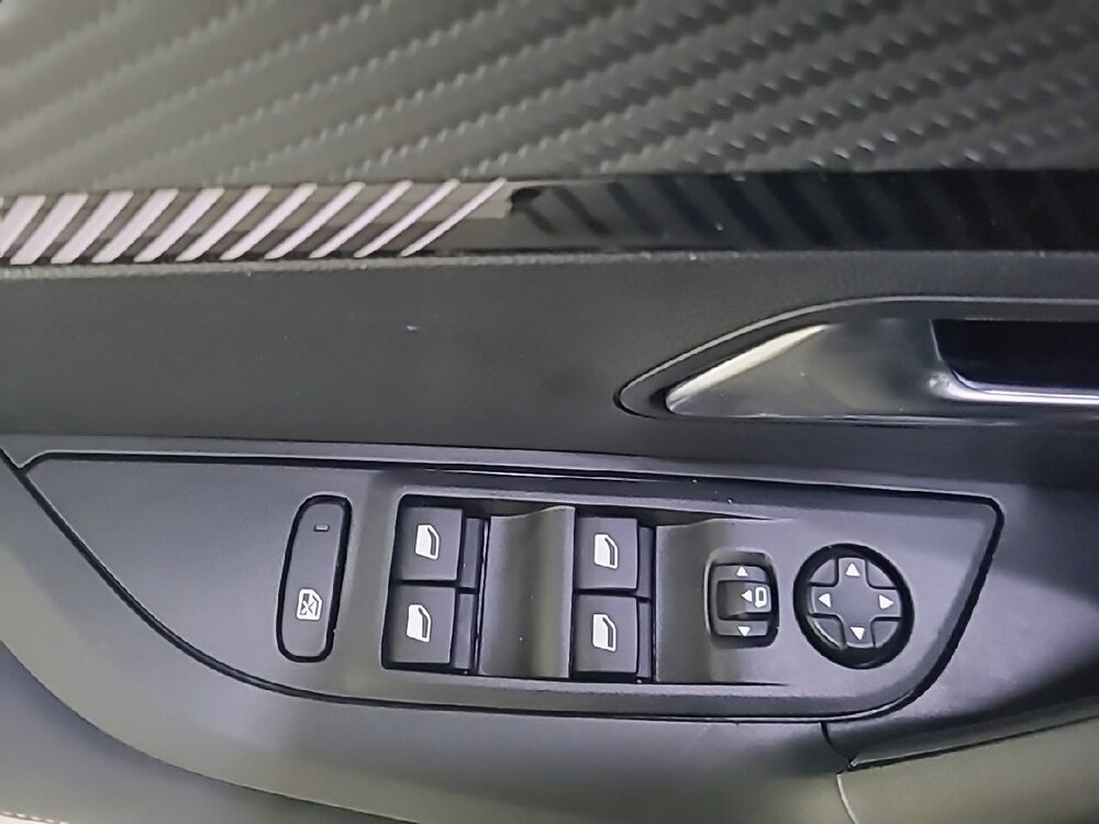 Occasion PEUGEOT 2008 2008 Hybrid 145 e-DCS6 - ENVY