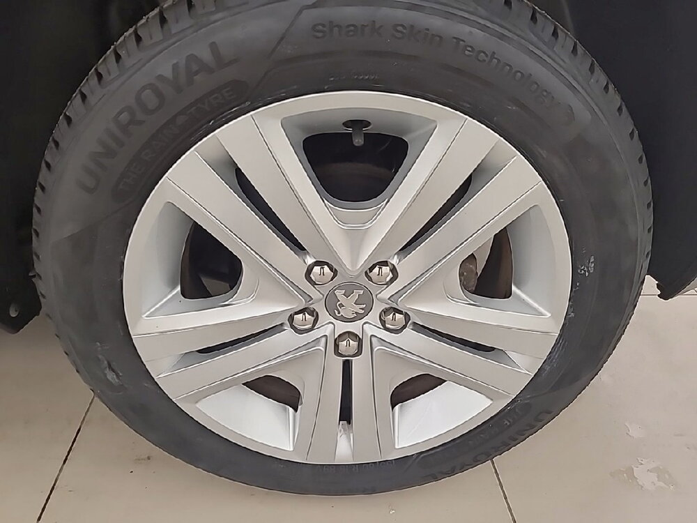 Occasion PEUGEOT 2008 2008 BlueHDi 100ch S&S BVM5 - Signature