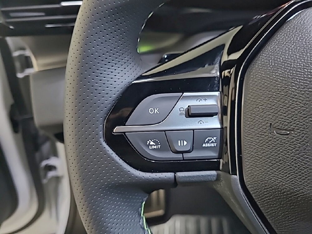 Occasion PEUGEOT 408 408 Hybrid 145 e-DCS6 - GT