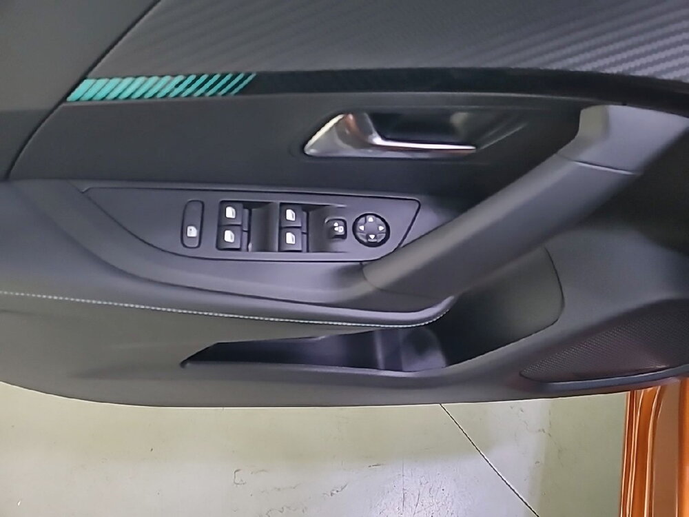 Occasion PEUGEOT 2008 2008 PureTech 100 S&S BVM6 - Allure