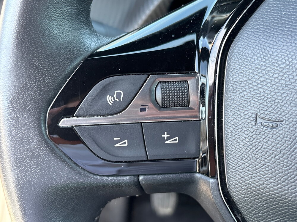 Occasion PEUGEOT 2008 2008 PureTech 100 S&S BVM6 - Allure Pack