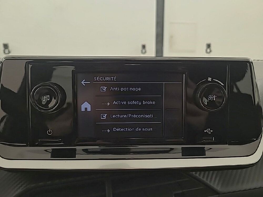 Occasion PEUGEOT 208 208 PureTech 75 S&S BVM5 - Like